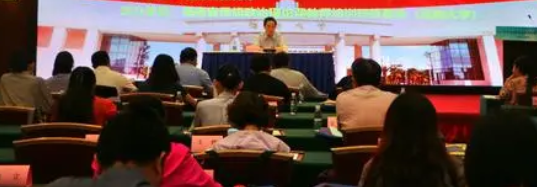 新時期高校思政教育與就業指導教育的整合途徑
