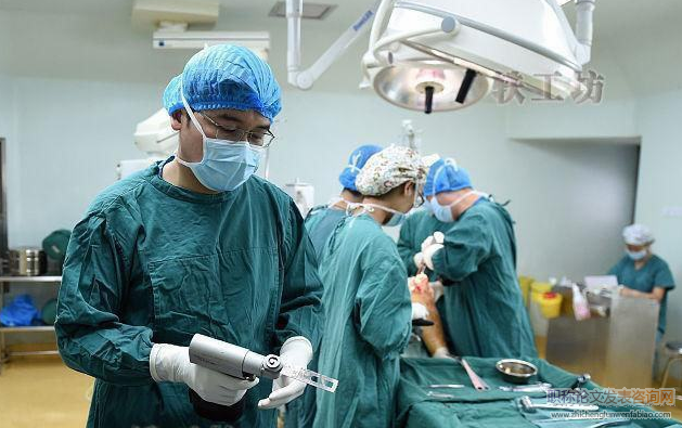 心內科臨床研究職稱論文發表經歷