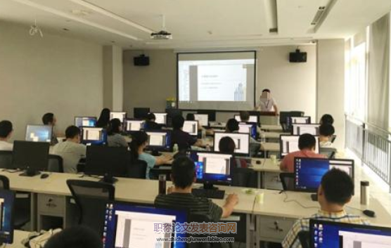 淺談中職學校計算機專業教師的發展