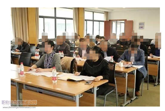 打造教師深度培養(yǎng)基構(gòu)建合作交流共同體