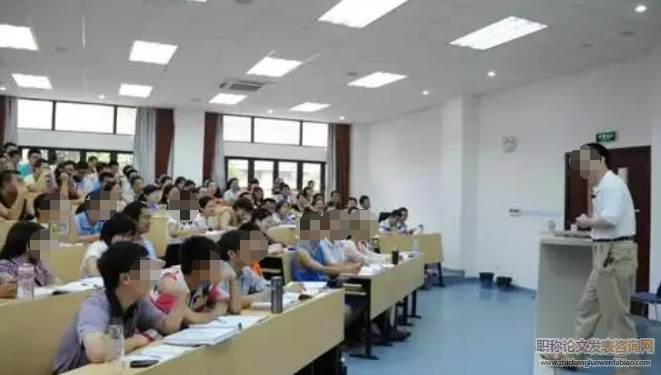 高校現(xiàn)代教育技術(shù)中心服務管理策略研究